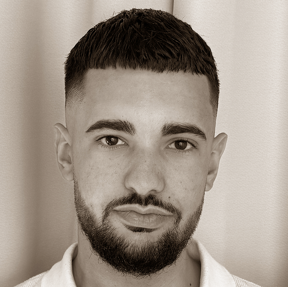 Portrait of Paulo Silva, Project Assistant specializing in Invoicing and Accounting. He is dressed in professional attire and facing the camera.